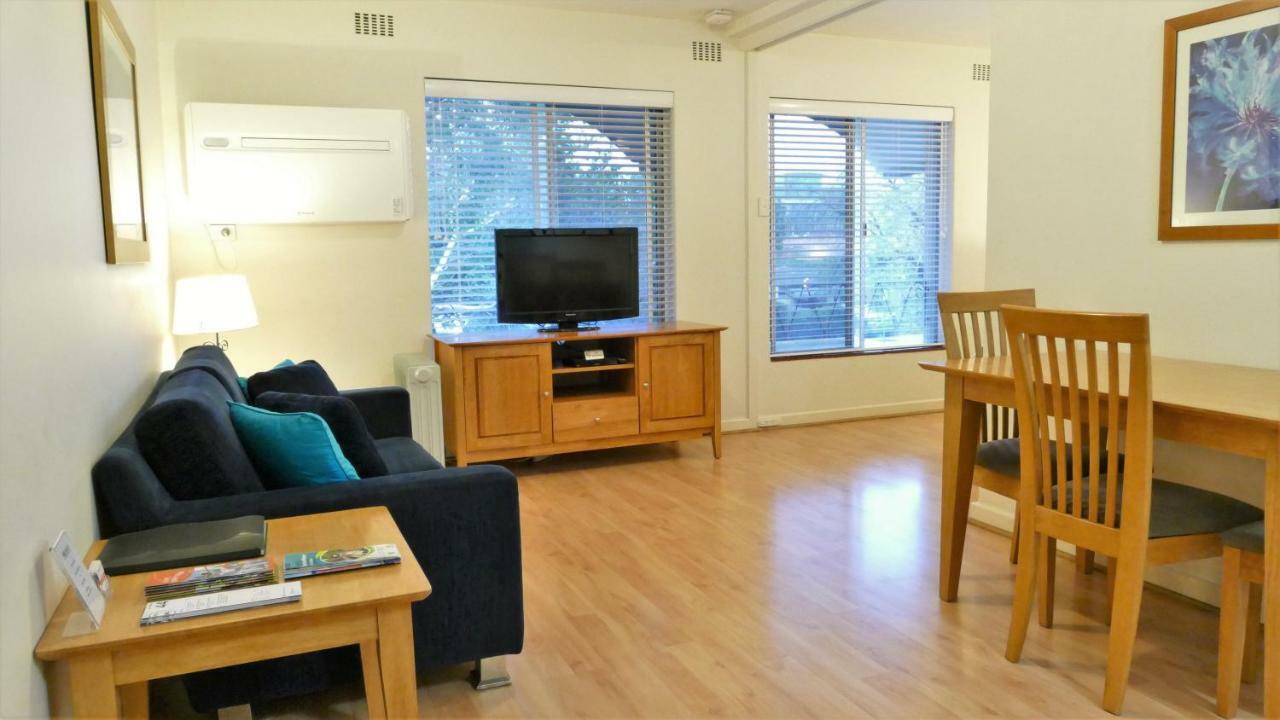 Dowler Apartments Subiaco Perth Buitenkant foto